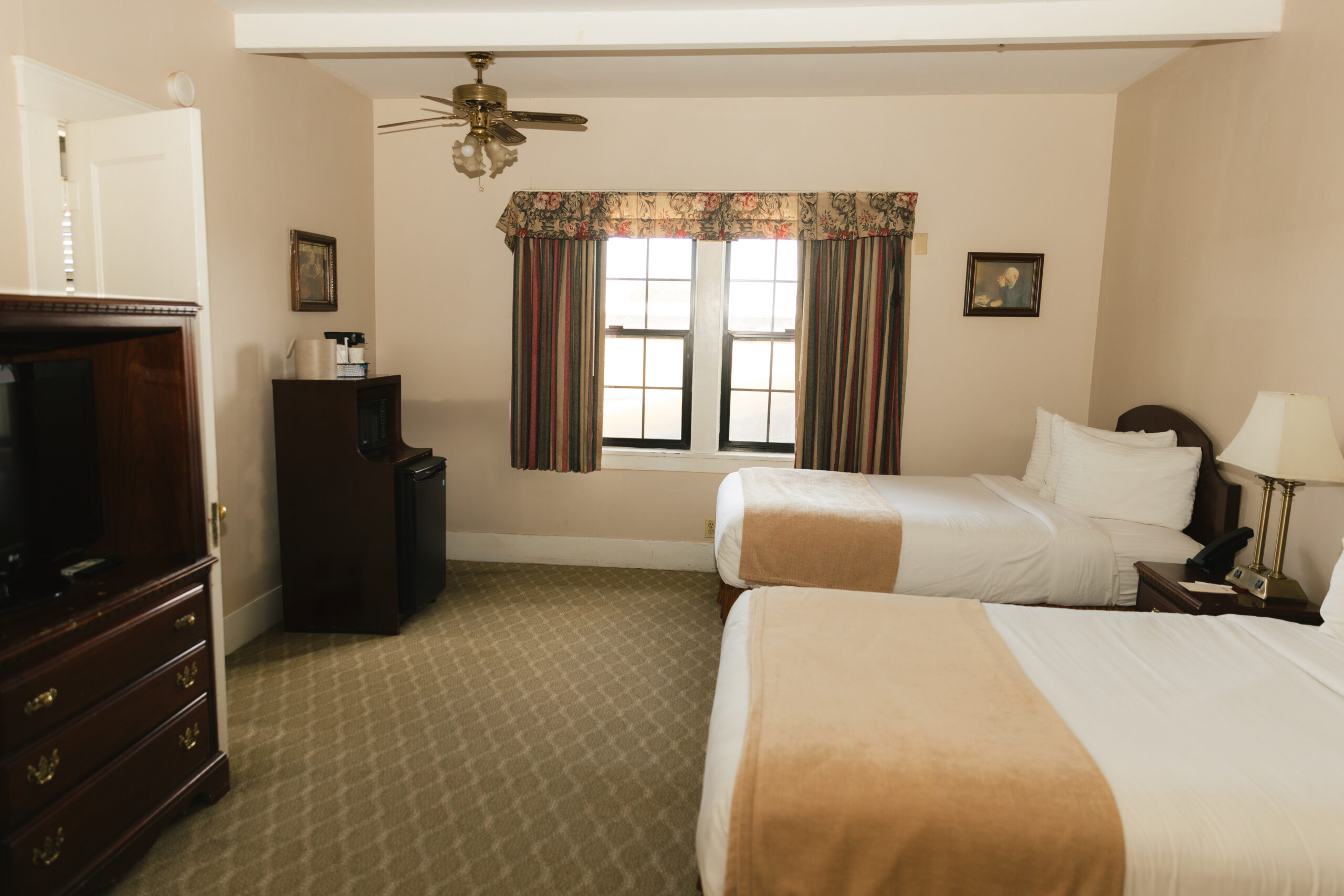 Santa Maria Inn commercial plumbing in oxford al,